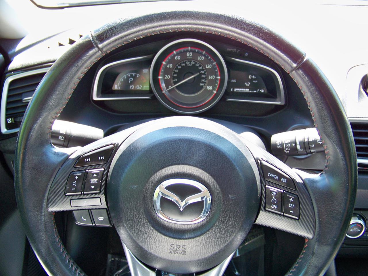 Used 2014 MAZDA MAZDA3 i Touring w/ Technology Package FWD image 23