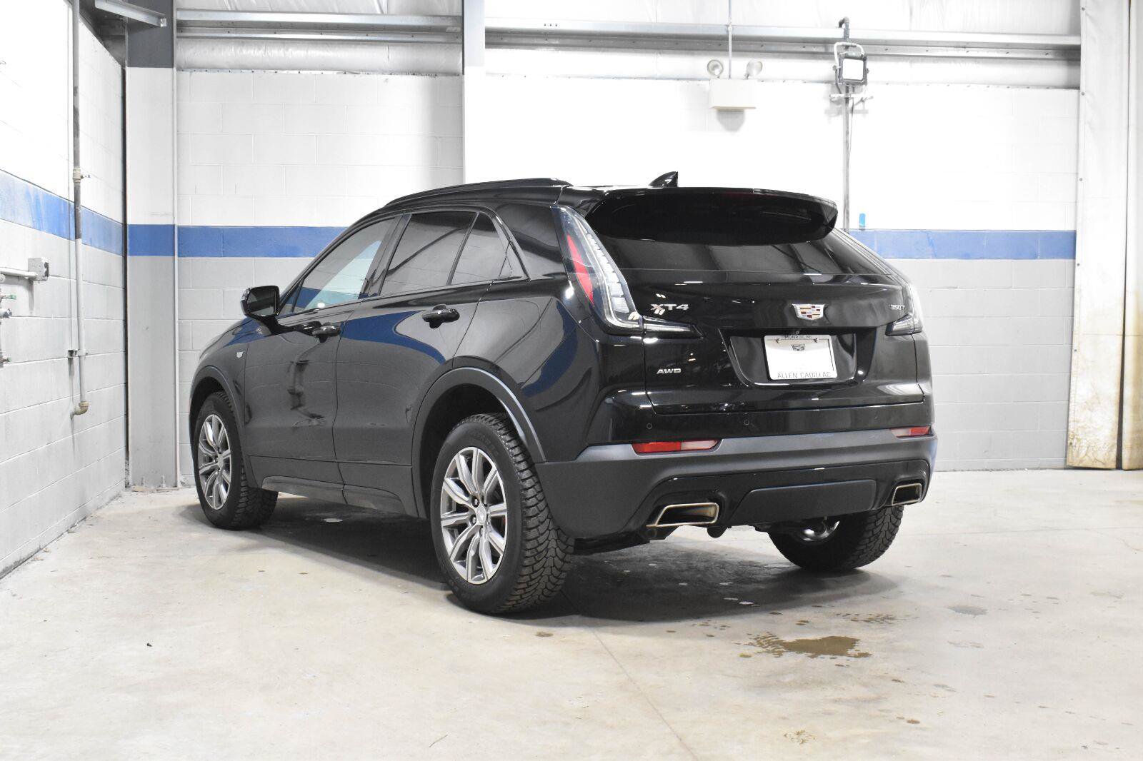 Used 2021 Cadillac XT4 Sport w/ Driver Awareness Package AWD/4WD image 22