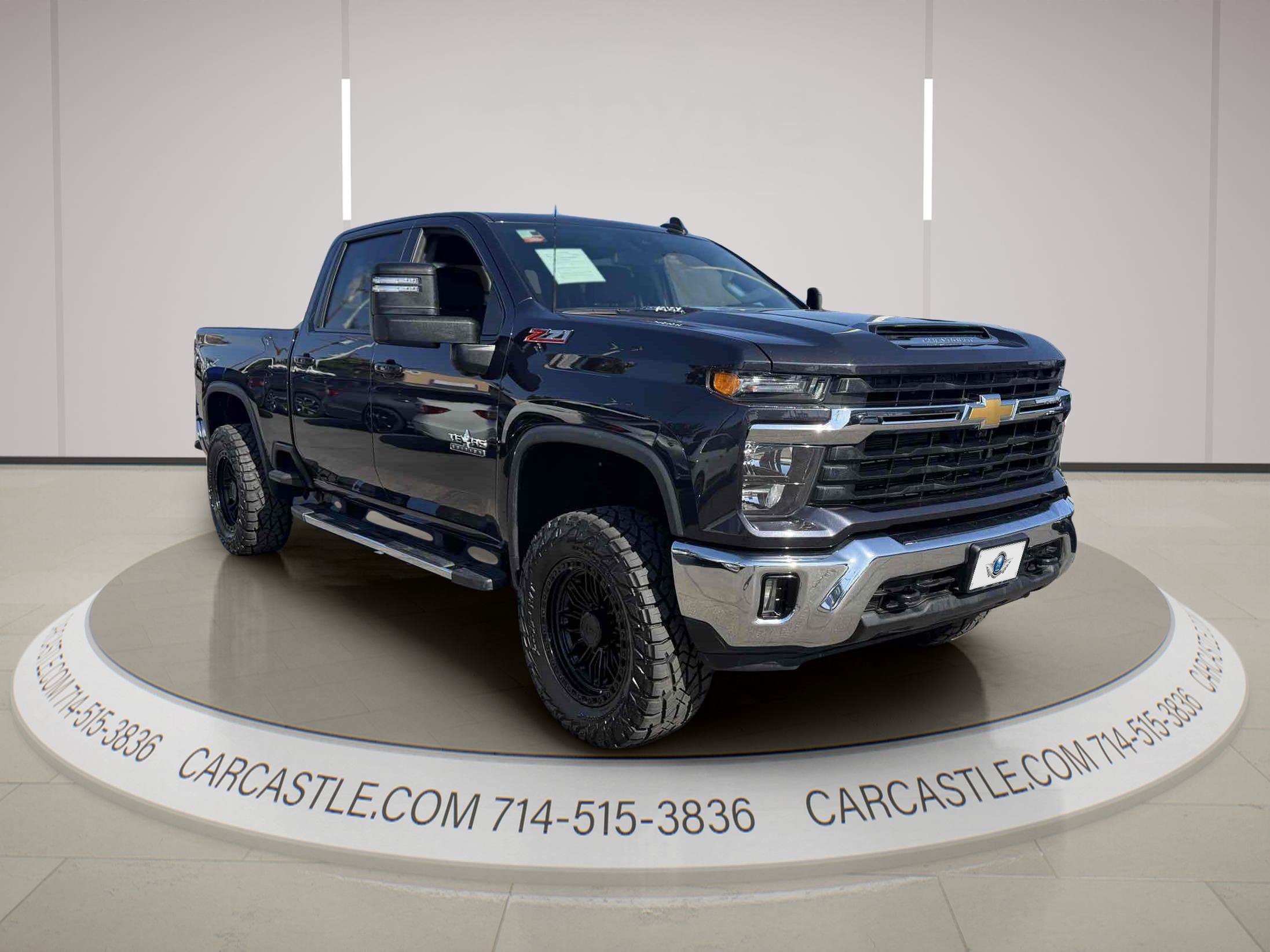 Used 2024 Chevrolet Silverado 2500 LT w/ Texas Edition AWD/4WD image 7