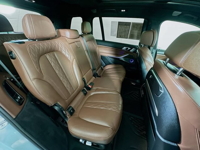 Used 2026 BMW X7 M60i AWD/4WD image 33
