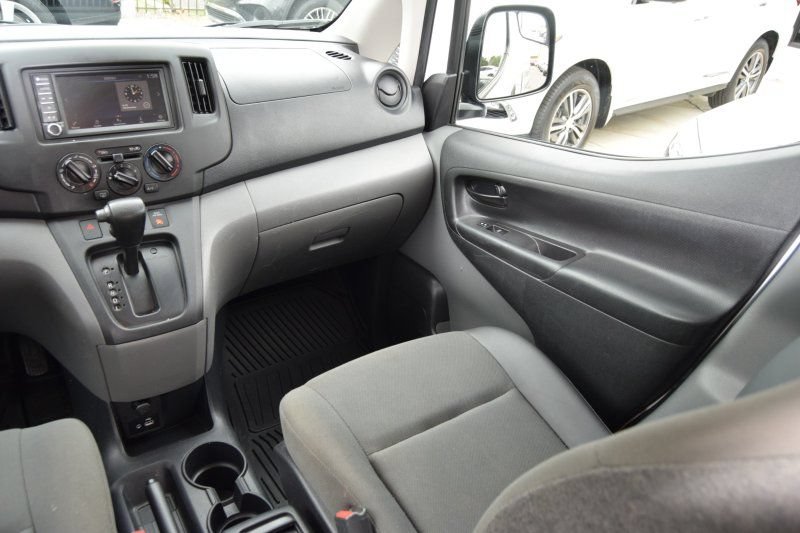 Used 2020 Nissan NV200 S w/ Back Door Glass Package FWD image 22