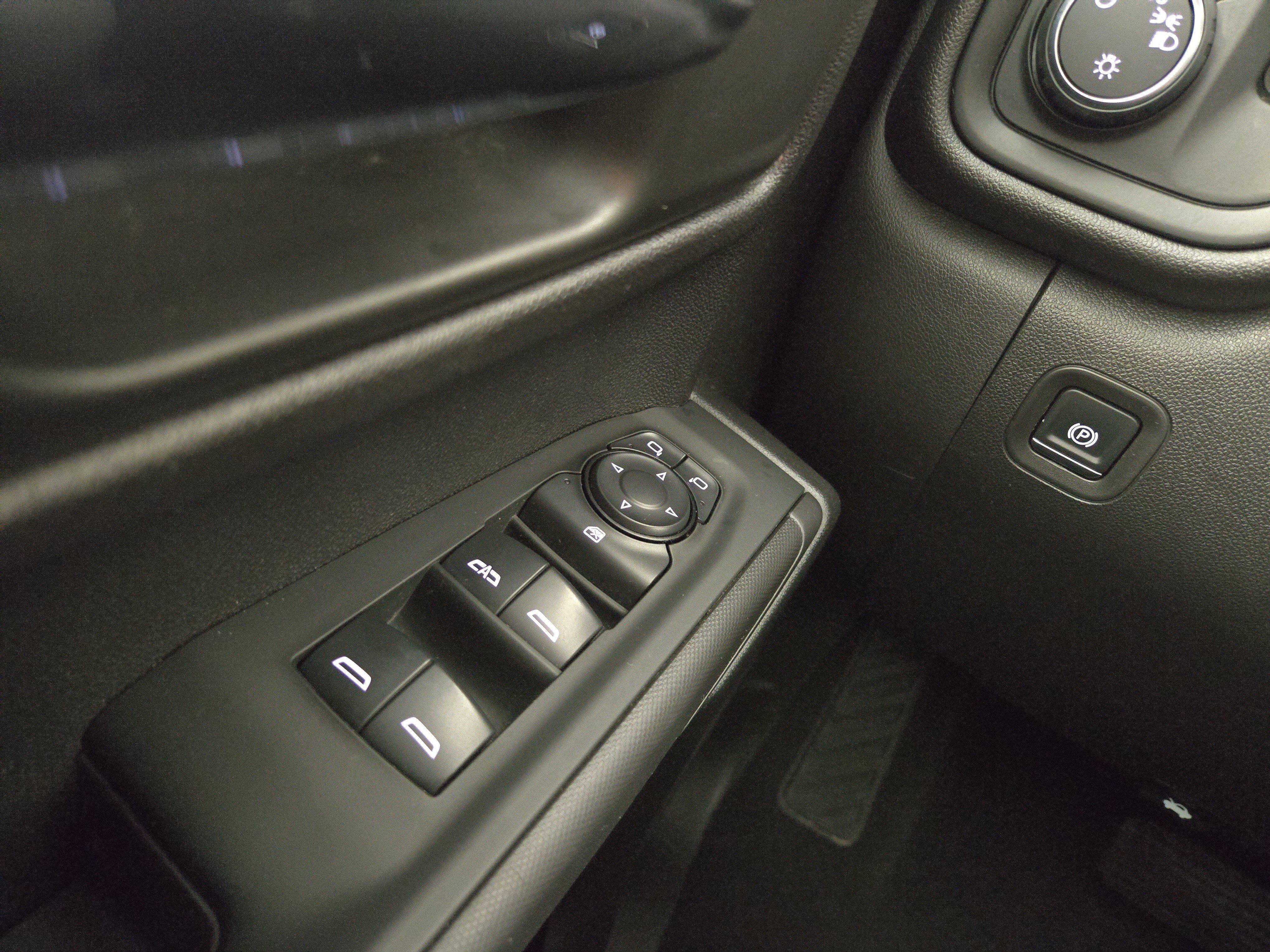 Certified 2024 Chevrolet Silverado 1500 Custom Trail Boss w/ LPO, Dark Essentials Package image 29