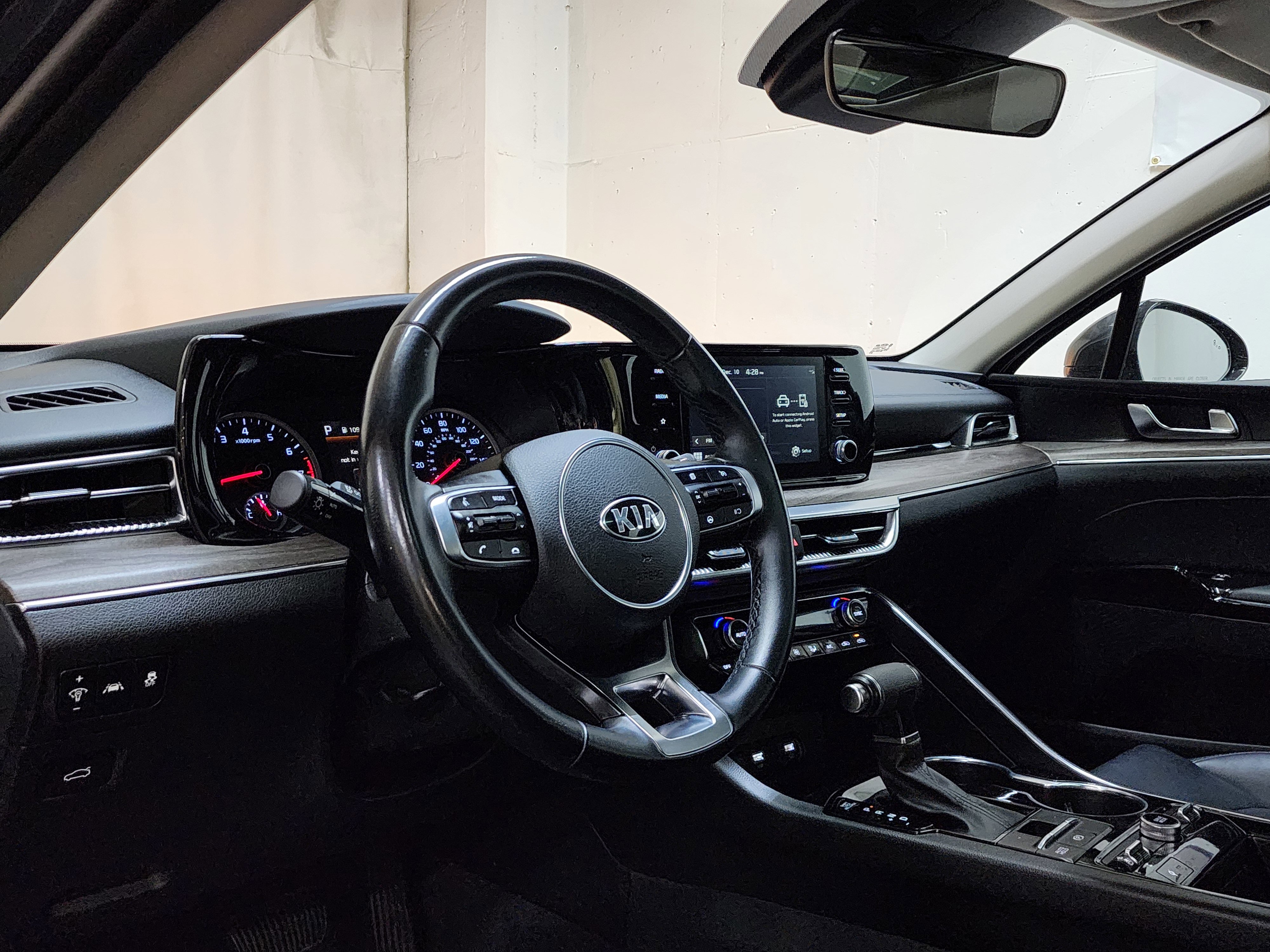 Used 2021 Kia K5 EX image 13