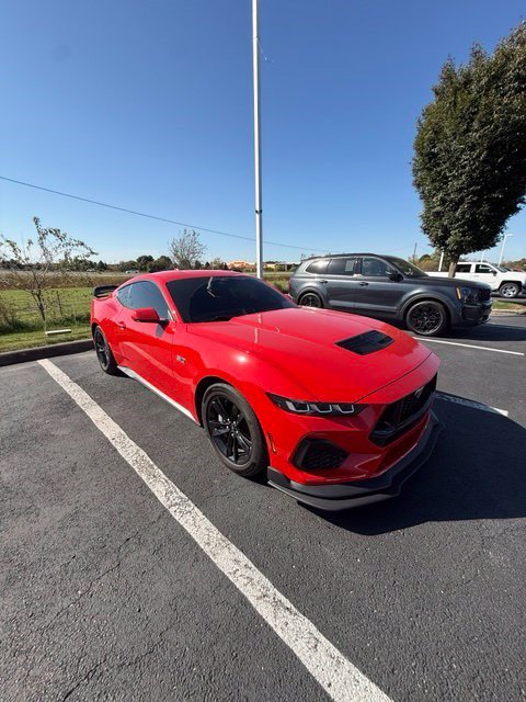 Used 2024 Ford Mustang GT RWD image 2