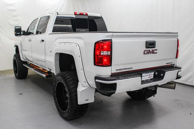 Used 2018 GMC Sierra 3500 Denali AWD/4WD image 6