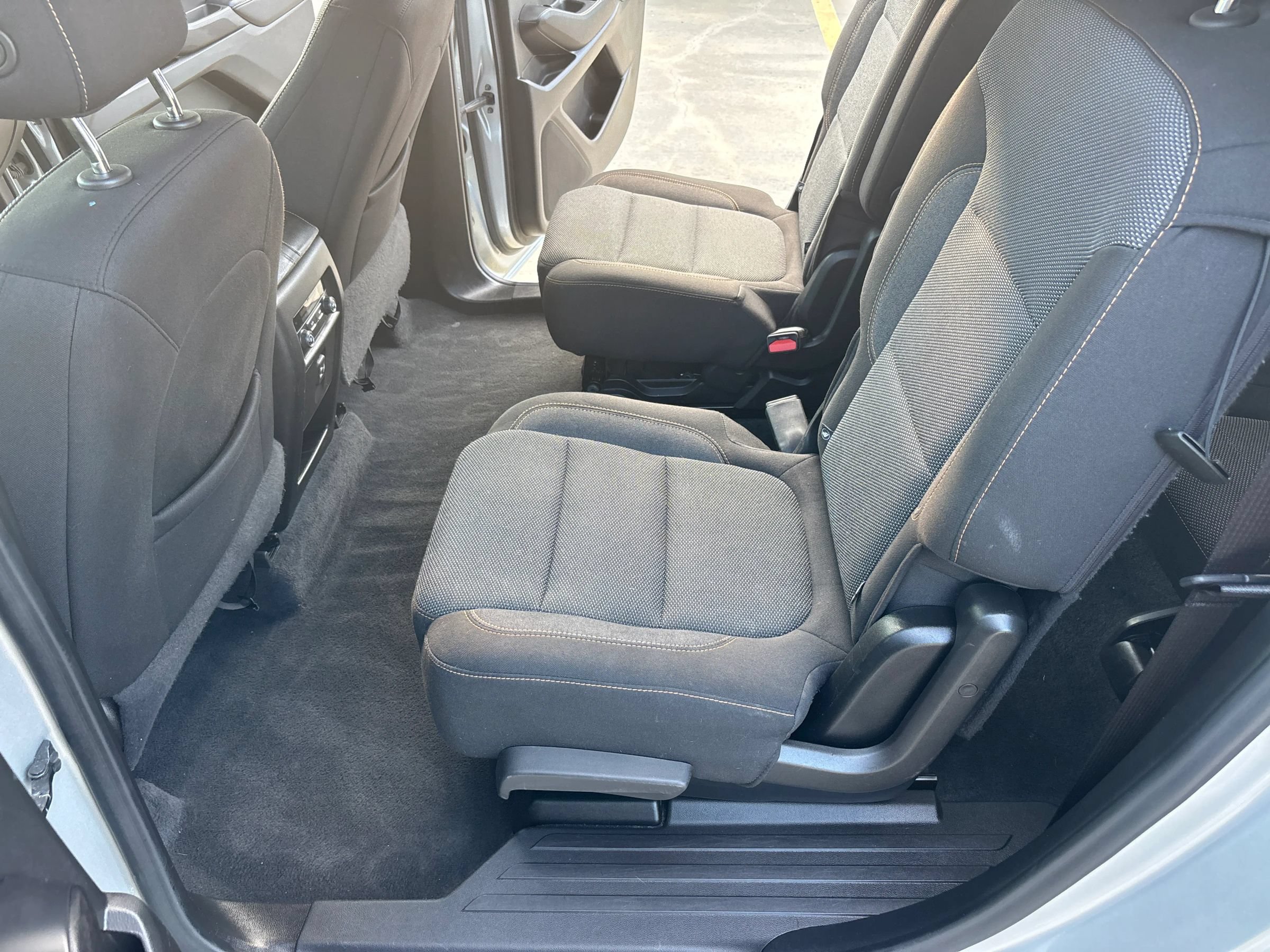 Used 2021 Chevrolet Traverse LT AWD/4WD image 11