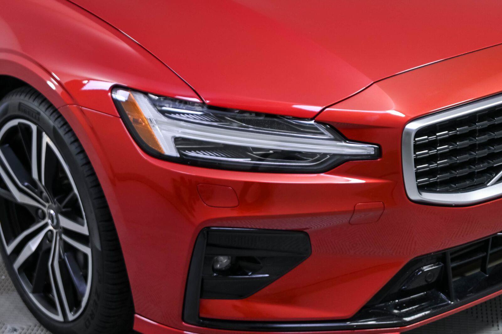 Used 2020 Volvo S60 T5 R-Design FWD image 39