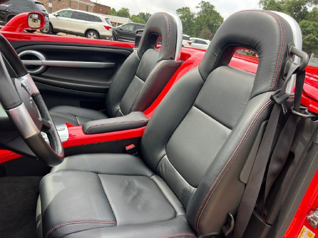 Used 2006 Chevrolet SSR w/ Preferred Equipment Group RWD image 10