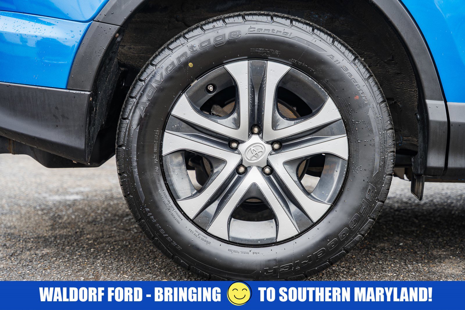 Used 2018 Toyota RAV4 LE w/ All Weather Liner Package image 16