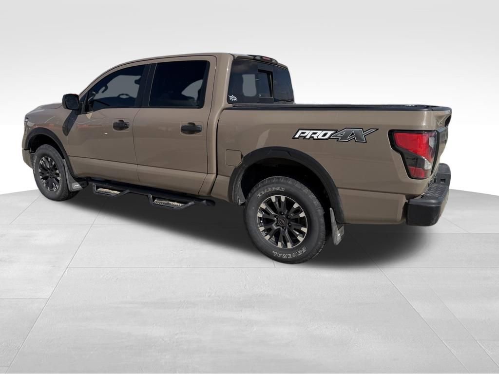 Used 2021 Nissan Titan PRO-4X AWD/4WD image 4
