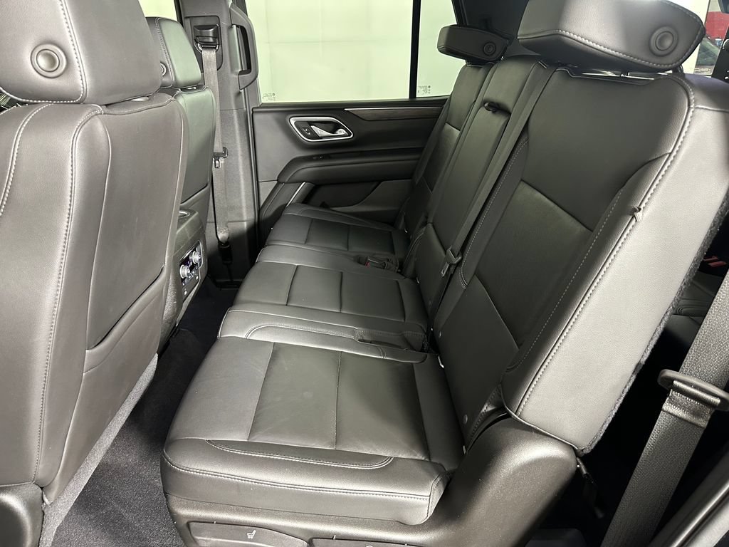 Used 2021 Chevrolet Tahoe LT w/ LT Signature Package AWD/4WD image 29