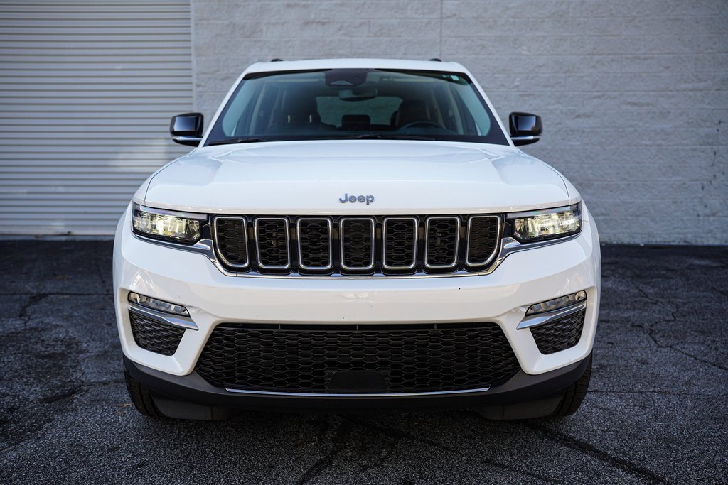 Used 2022 Jeep Grand Cherokee Limited image 4