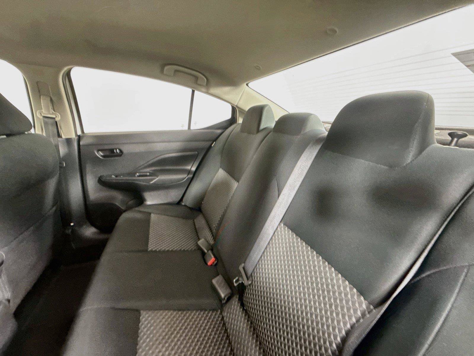 Used 2020 Nissan Versa S FWD image 27