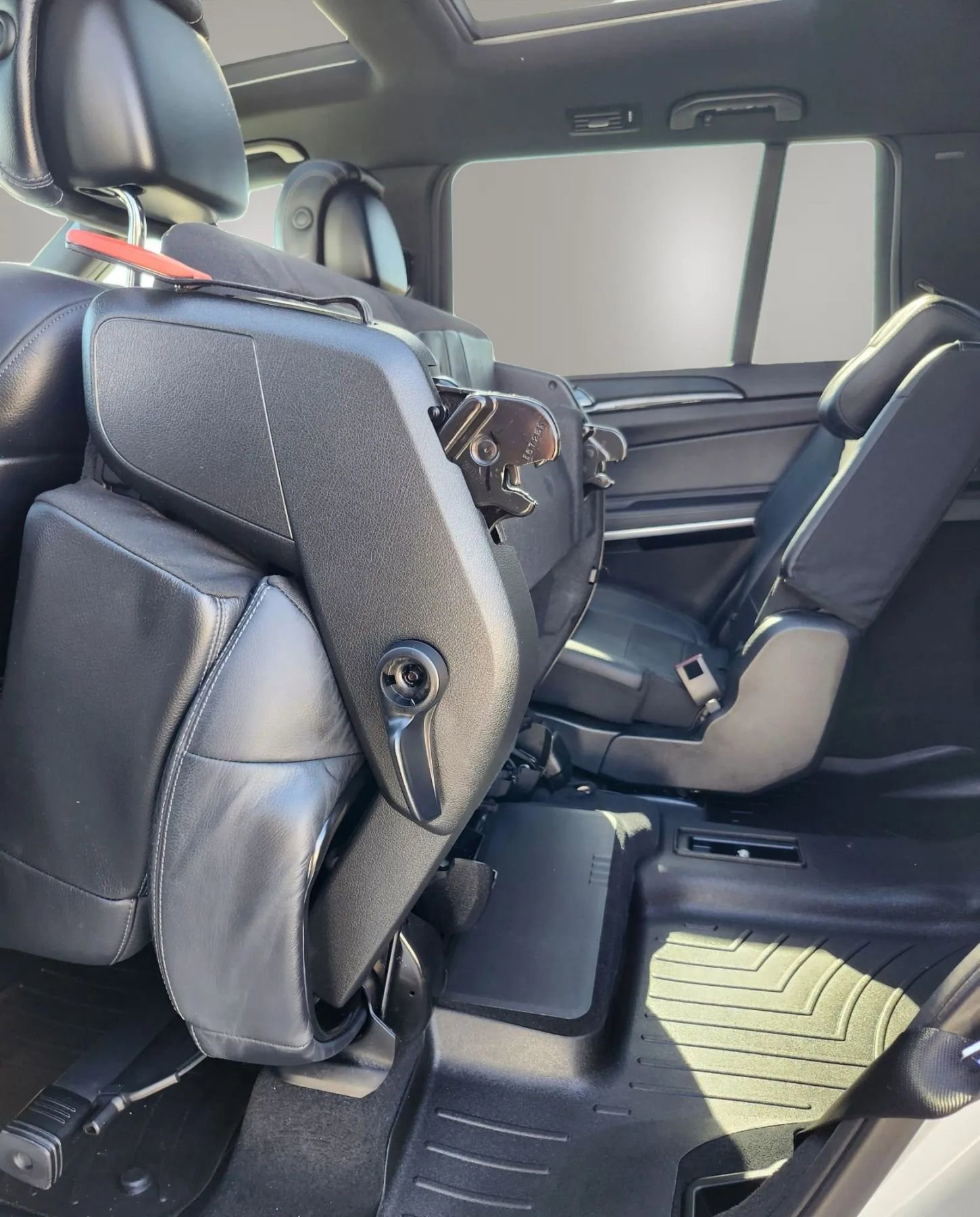 Used 2018 Mercedes-Benz GLS 550 4MATIC image 16