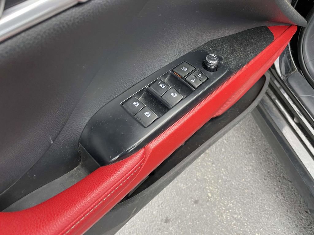 Used 2020 Toyota Camry XSE image 27