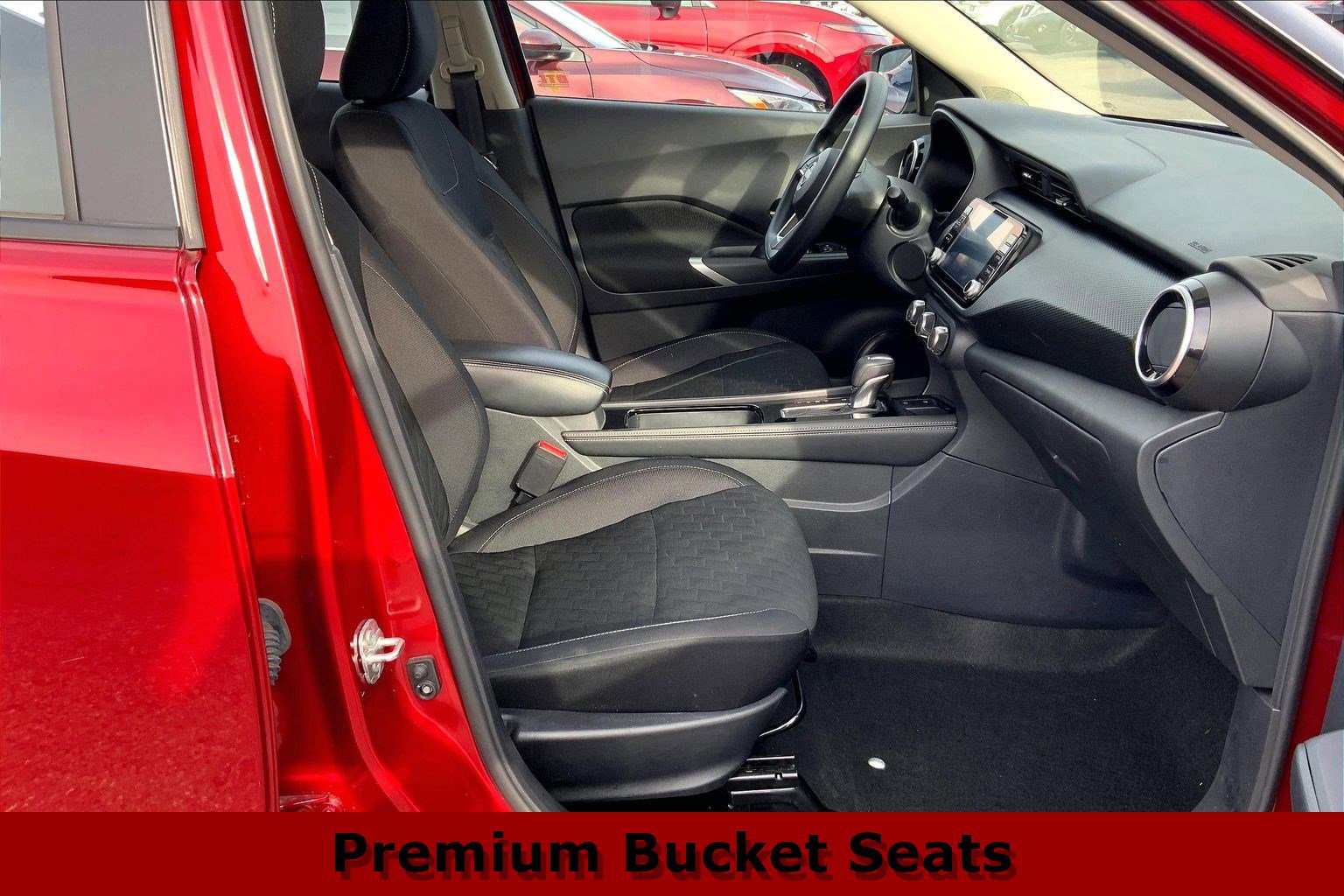 Used 2024 Nissan Kicks SV image 7