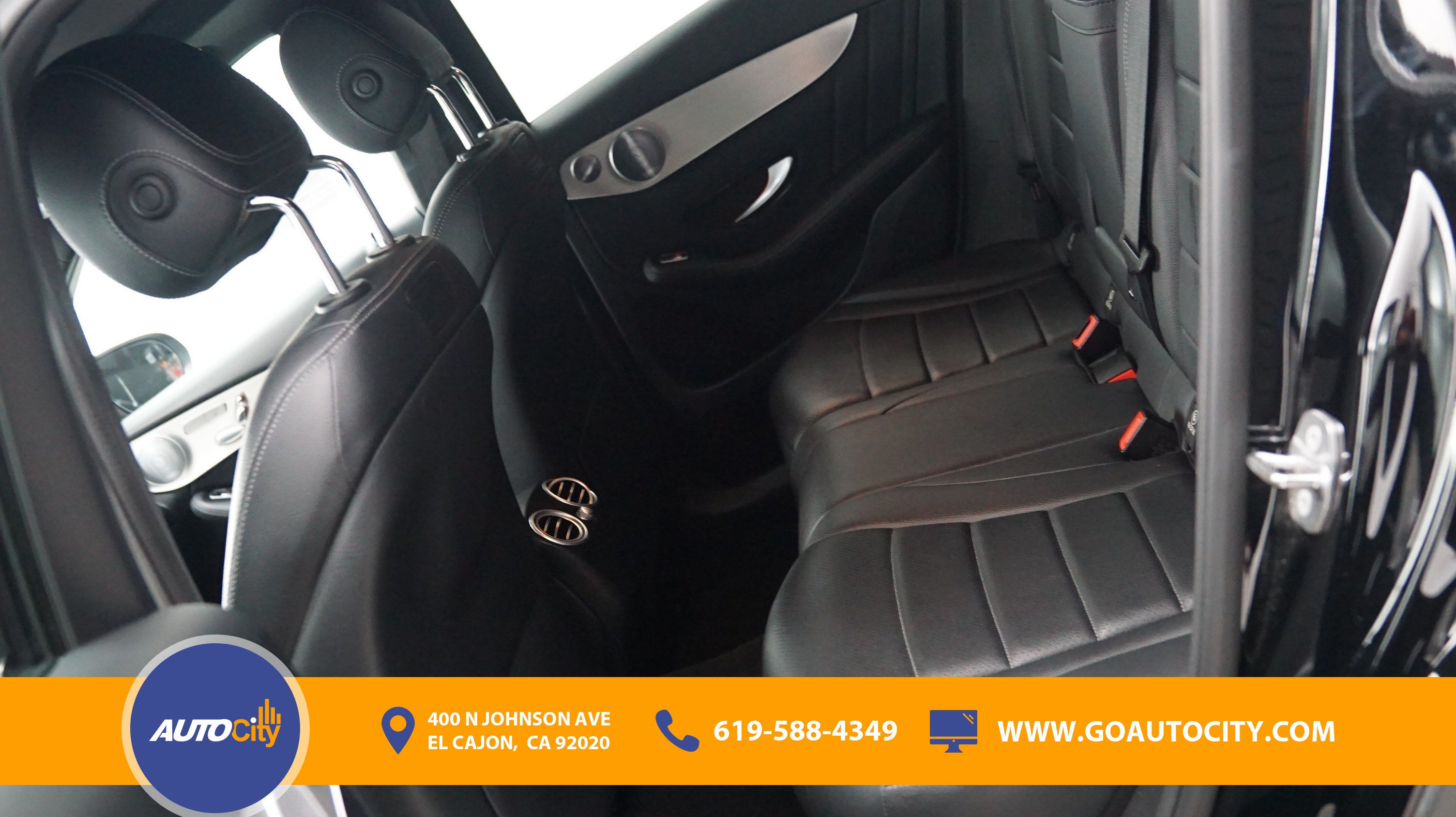 Used 2019 Mercedes-Benz GLC 300 4MATIC image 14