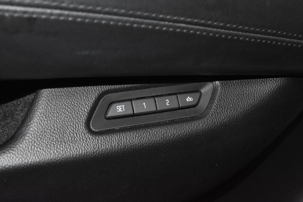 Used 2016 Cadillac Escalade ESV Platinum AWD/4WD image 6