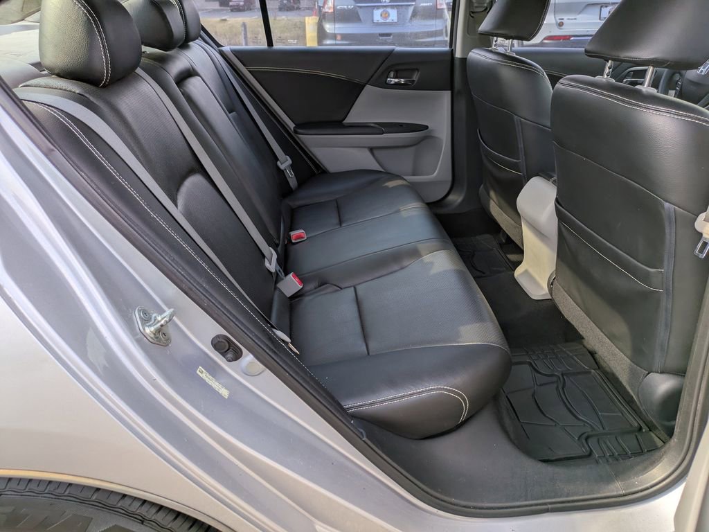 Used 2013 Honda Accord LX image 12