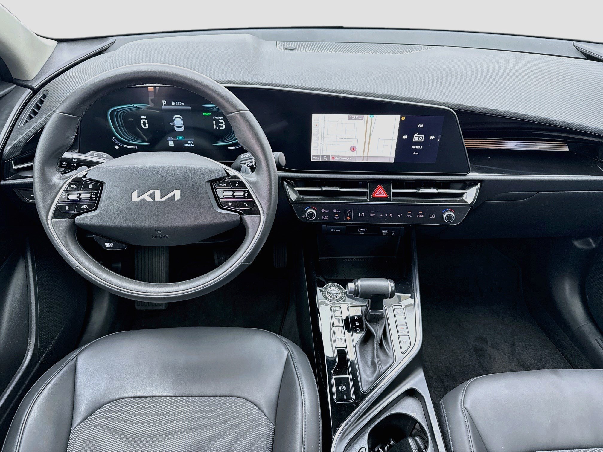 Used 2025 Kia Niro EX FWD image 14