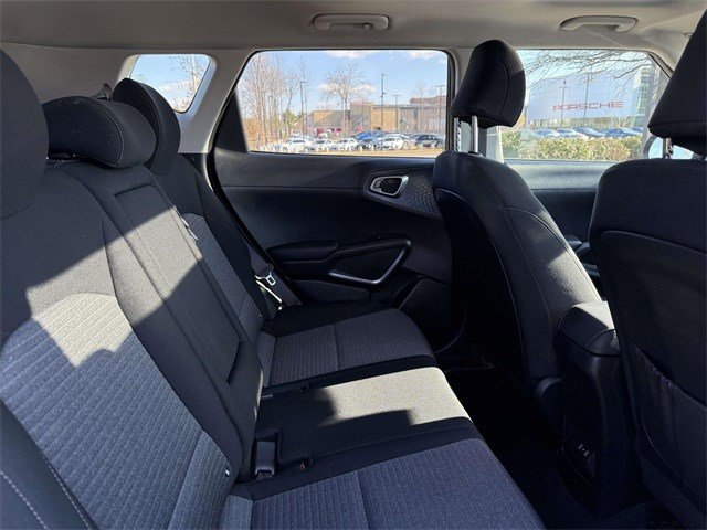 Used 2023 Kia Soul EX image 15