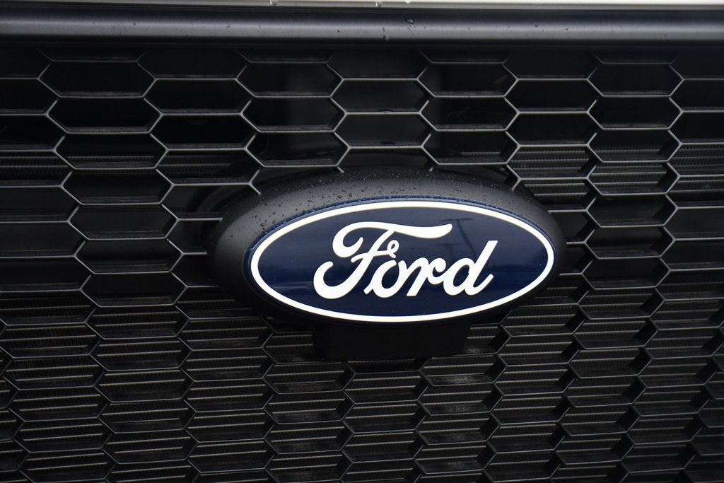 New 2026 Ford Transit 350 148 Medium Roof w/ Upfitter Package image 37