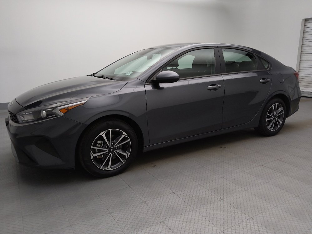 Used 2024 Kia Forte LXS image 2