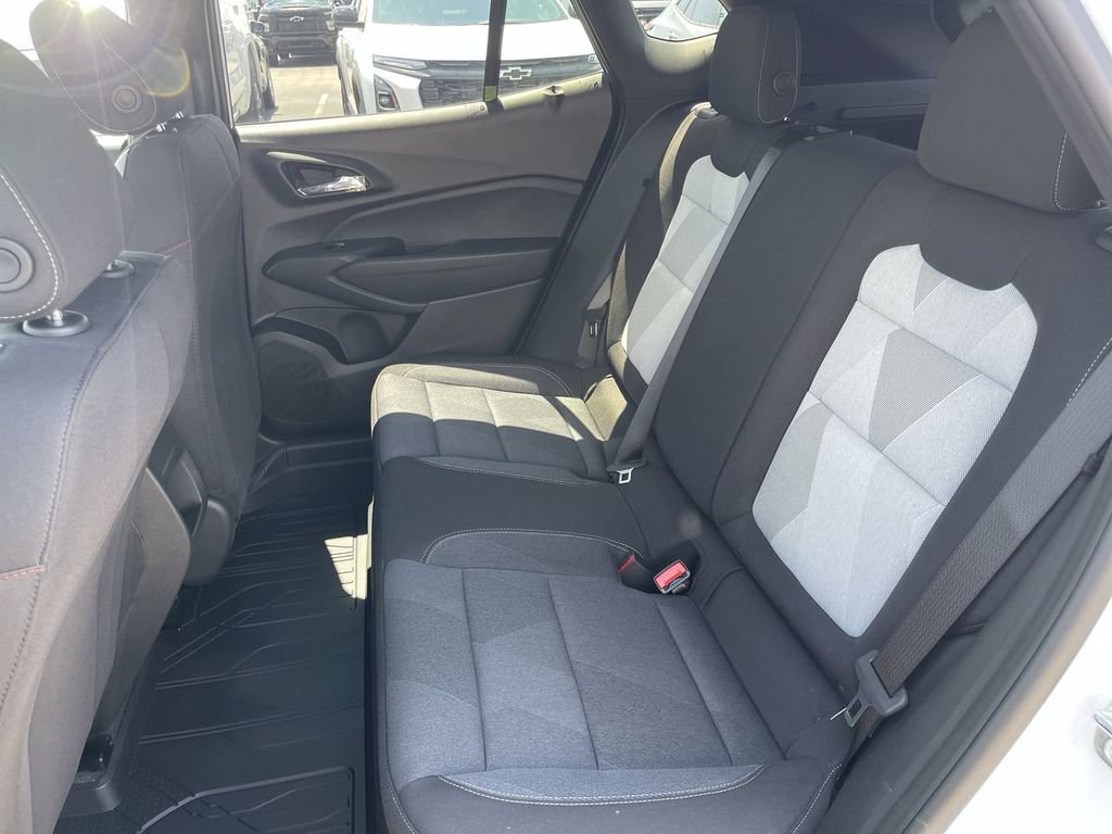 New 2026 Chevrolet Trax RS w/ Driver Confidence Package FWD image 21