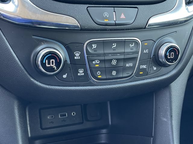 Used 2023 Chevrolet Equinox LT AWD/4WD image 19
