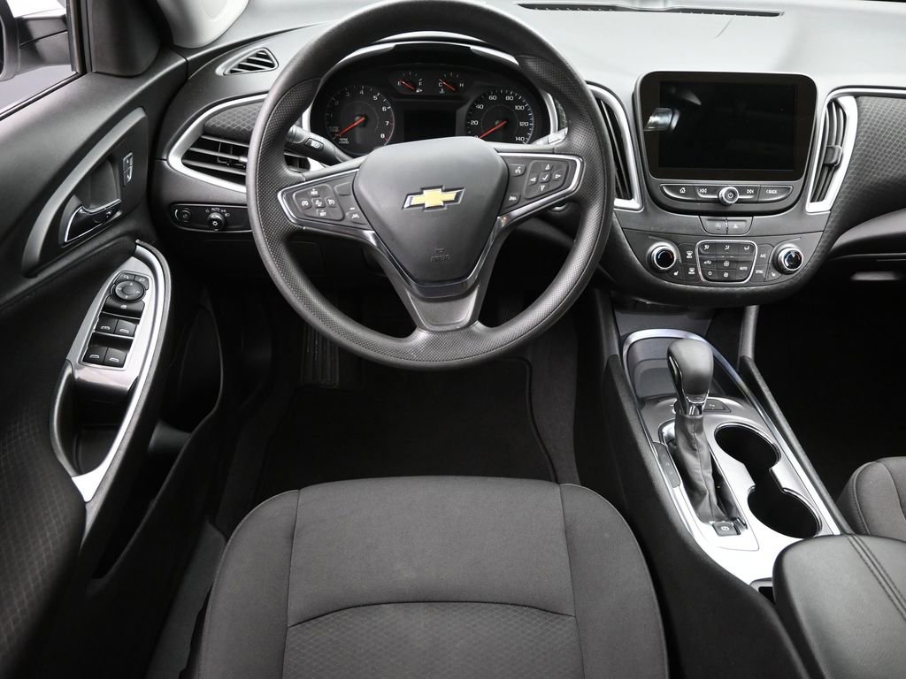 Used 2024 Chevrolet Malibu LT image 11