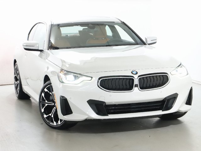 Used 2025 BMW 230i xDrive Coupe w/ Premium Package AWD/4WD image 2