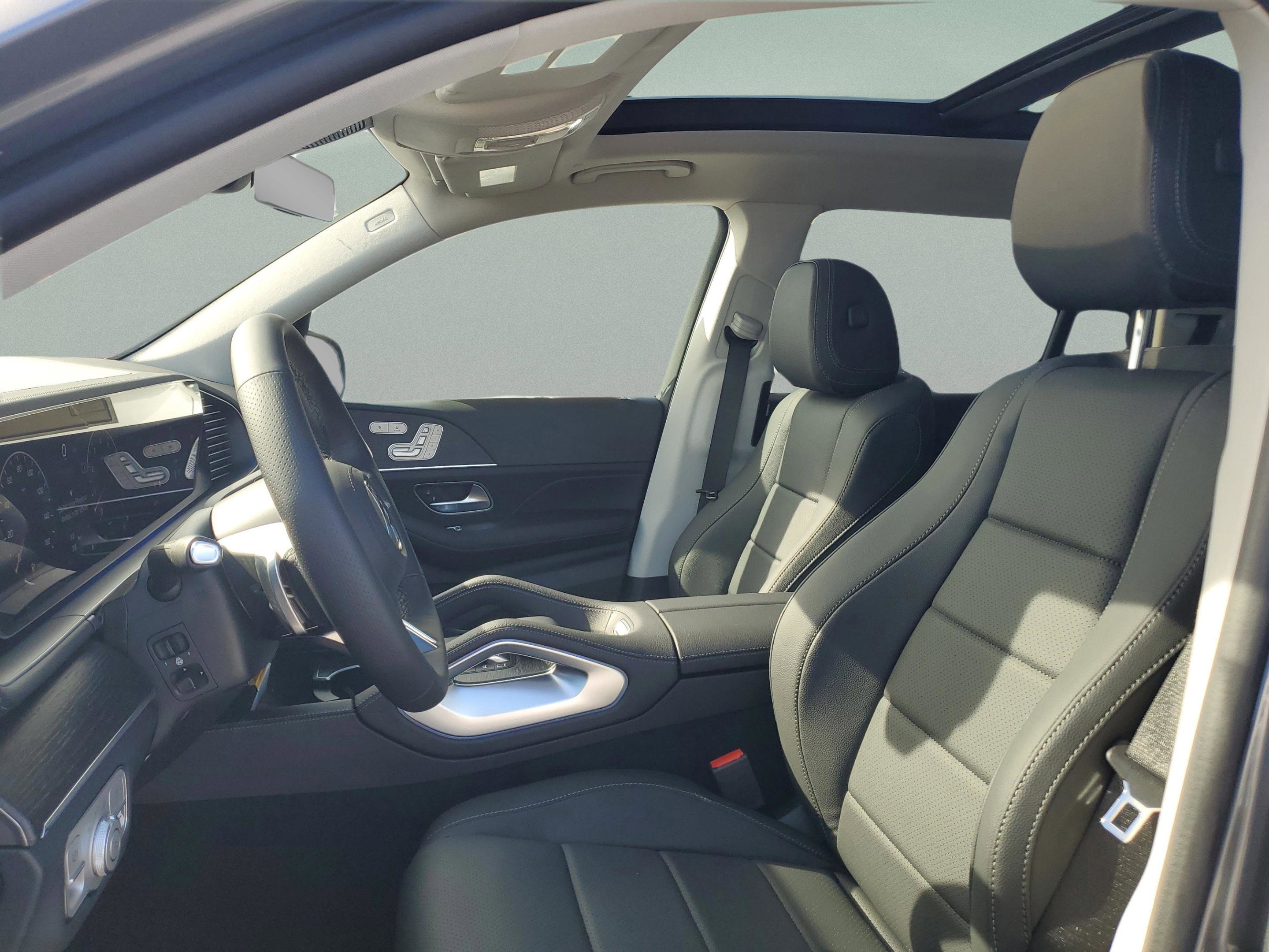 Certified 2026 Mercedes-Benz GLS 450 4MATIC image 26
