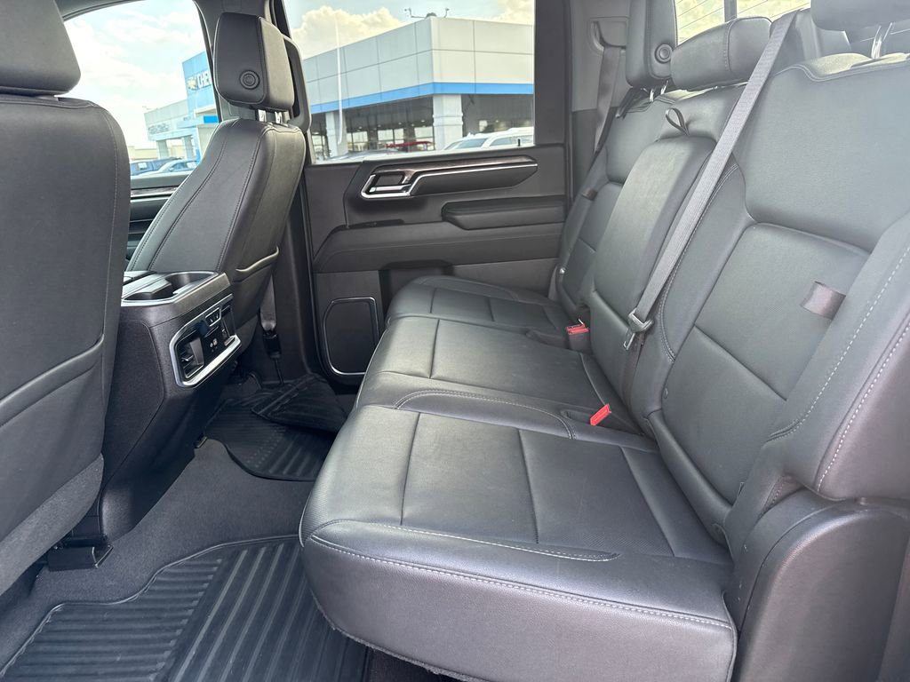 Used 2024 Chevrolet Silverado 2500 LTZ w/ LTZ Plus Package AWD/4WD image 32