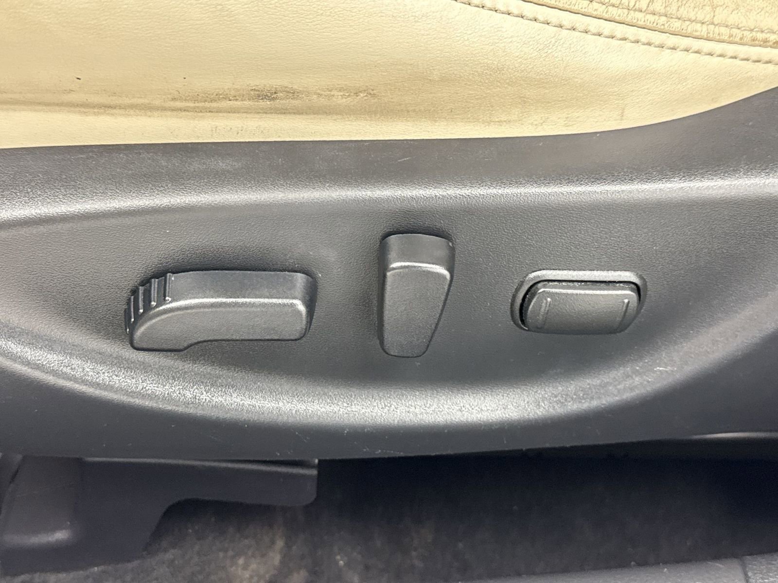 Used 2021 Nissan Maxima Platinum w/ Sport Mat Group image 17