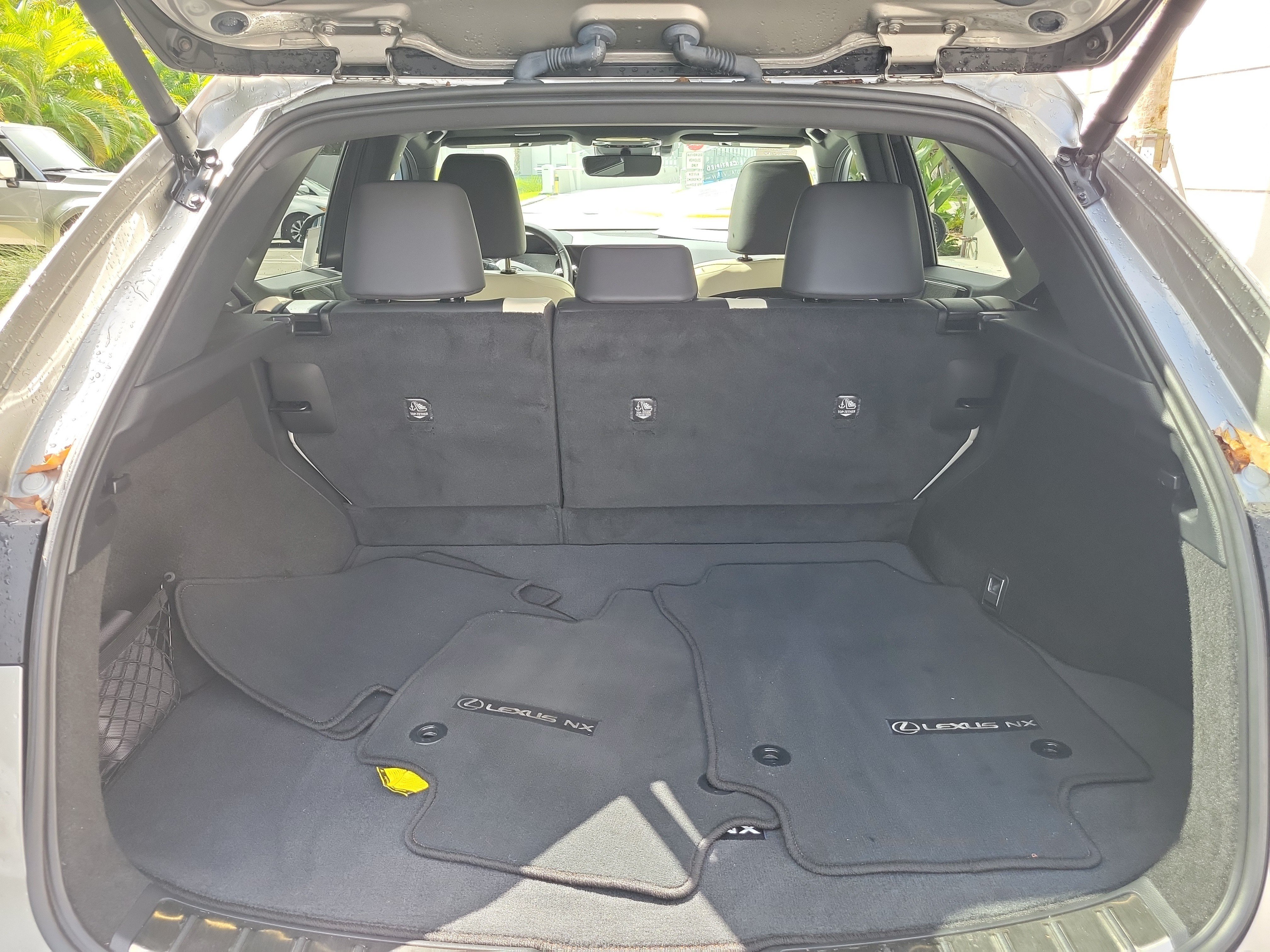 Used 2024 Lexus NX 250 FWD w/ Cold Area Package image 9