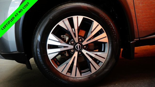 Used 2022 Nissan Rogue SV image 73