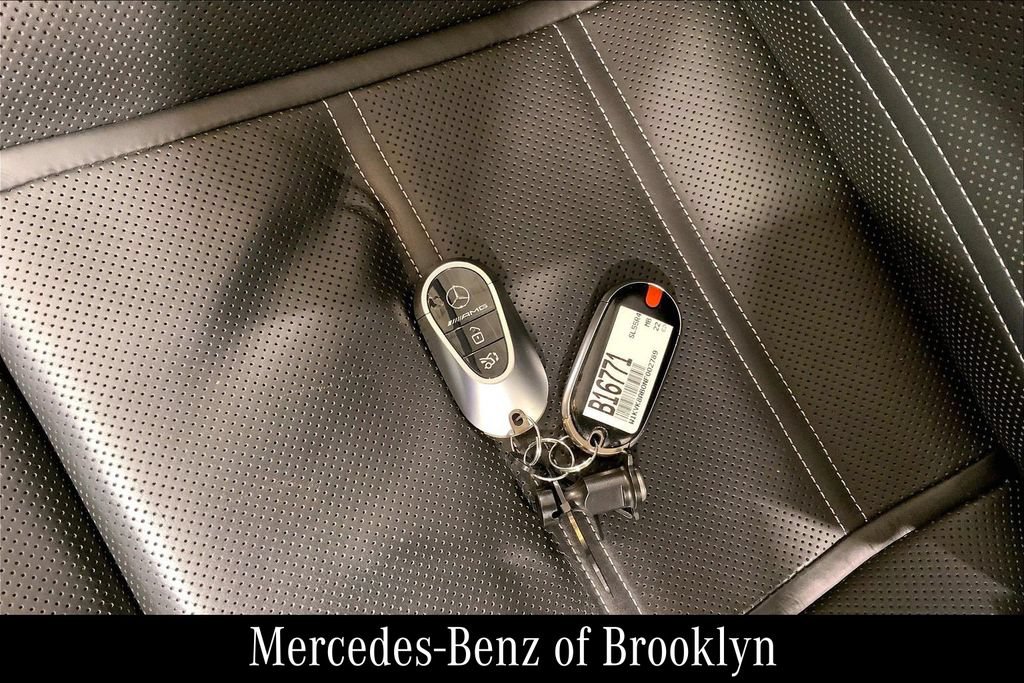 Certified 2022 Mercedes-Benz SL 55 AMG 4MATIC image 15