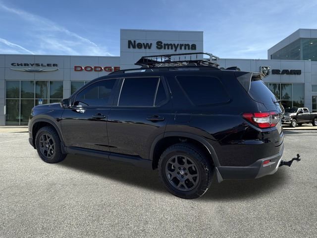 Used 2024 Honda Pilot TrailSport image 5