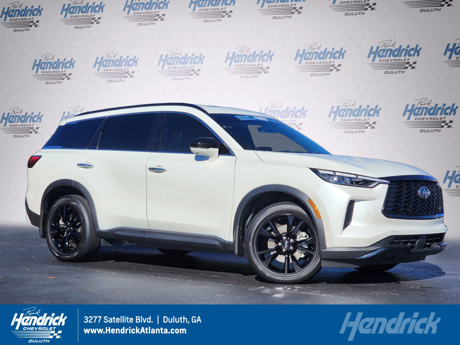 Used 2025 INFINITI QX60 Luxe w/ Black Edition image 1