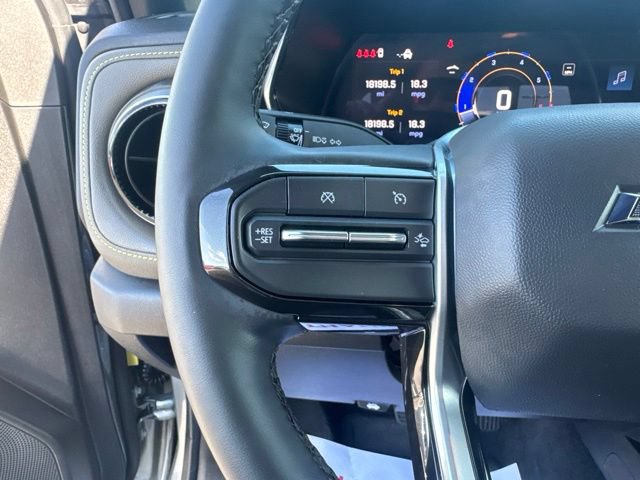 Used 2026 Chevrolet Colorado ZR2 w/ Technology Package AWD/4WD image 19