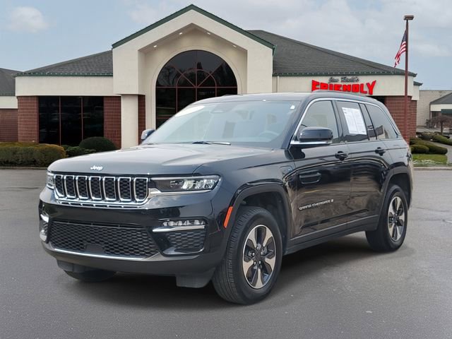 Used 2025 Jeep Grand Cherokee Limited 4xe image 2