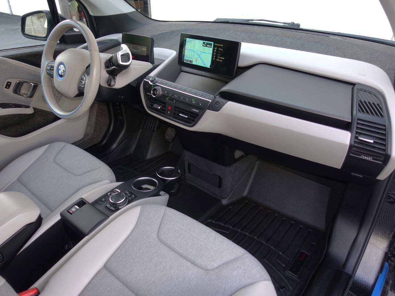 Used 2015 BMW i3 w/ Range Extender RWD image 5