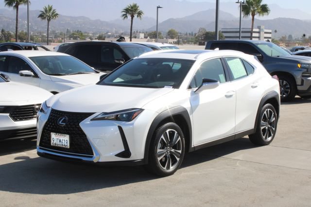 Certified 2024 Lexus UX 250h FWD image 3