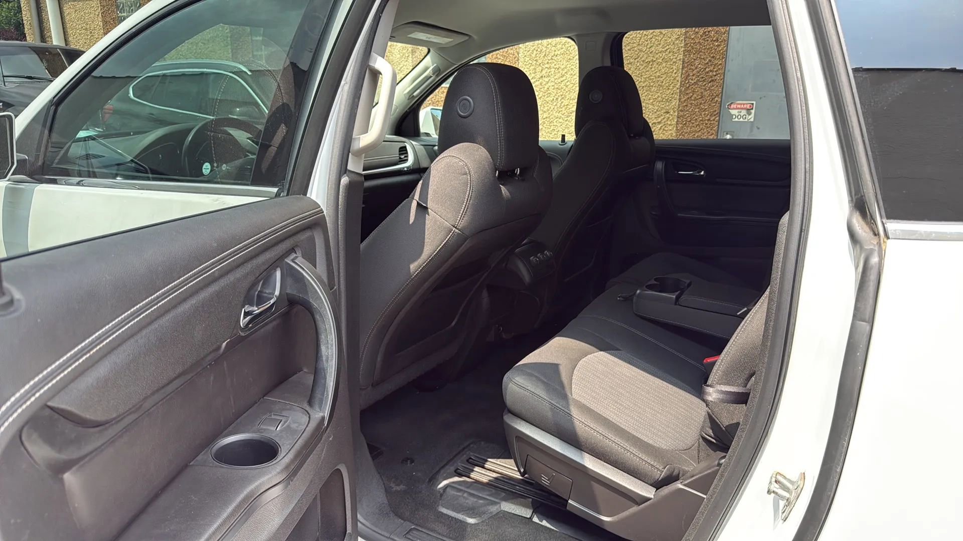 Used 2017 Chevrolet Traverse LT w/ Style and Technology Package image 27