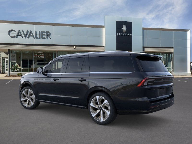 New 2026 Lincoln Navigator L Black Label AWD/4WD image 4