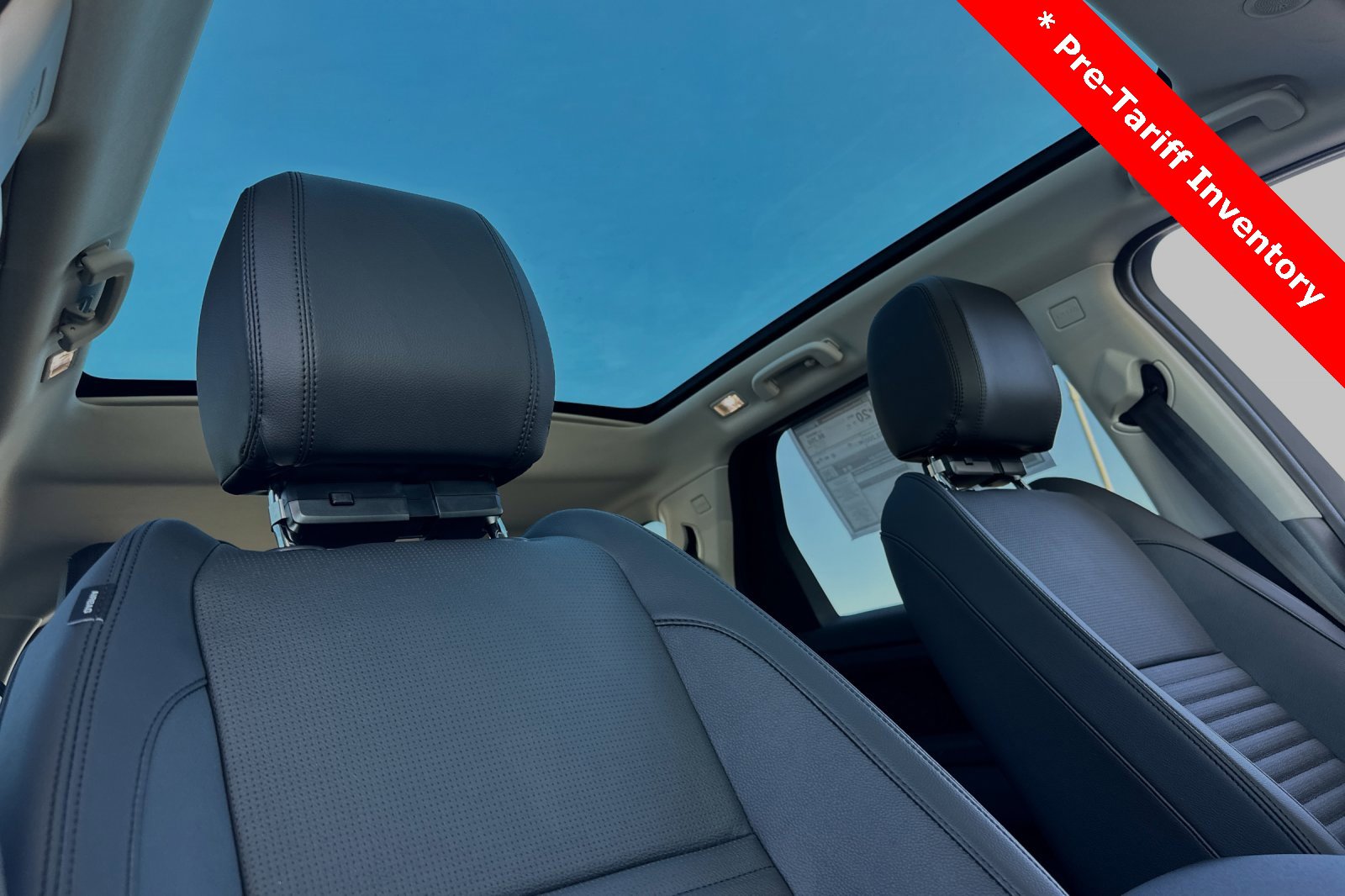 Used 2024 Land Rover Discovery Sport S image 15