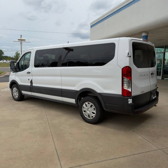 Used 2025 Ford Transit 350 XLT RWD image 3