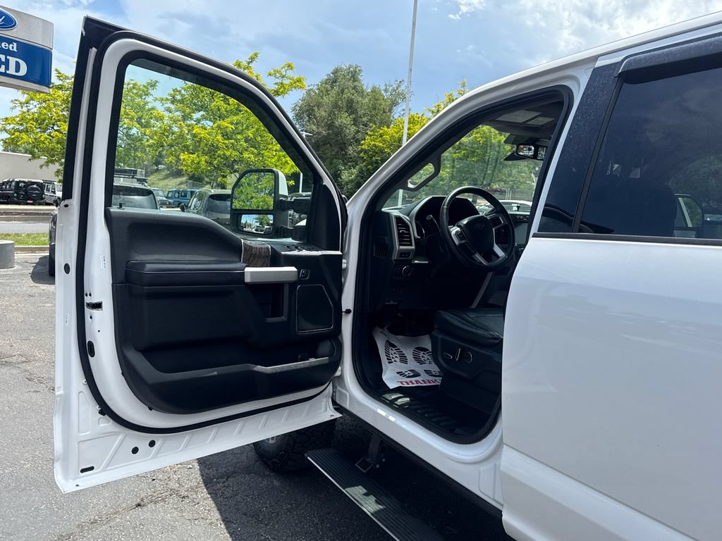 Certified 2019 Ford F250 Lariat w/ Lariat Ultimate Package AWD/4WD image 11
