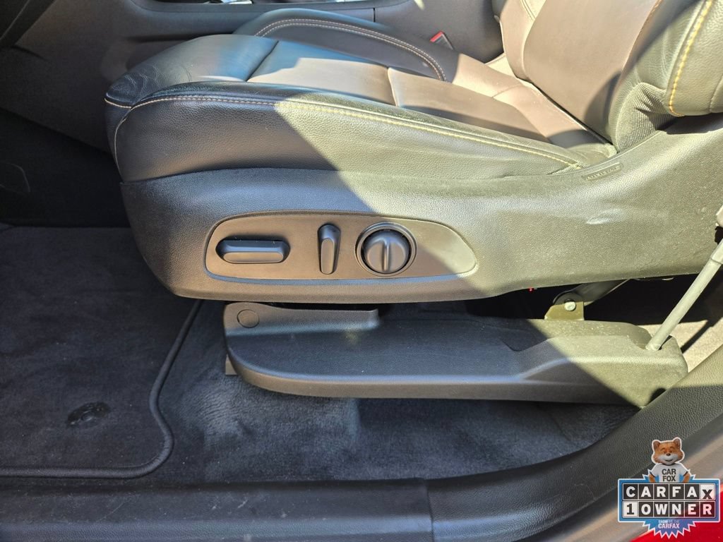 Used 2021 Chevrolet Traverse RS FWD image 28
