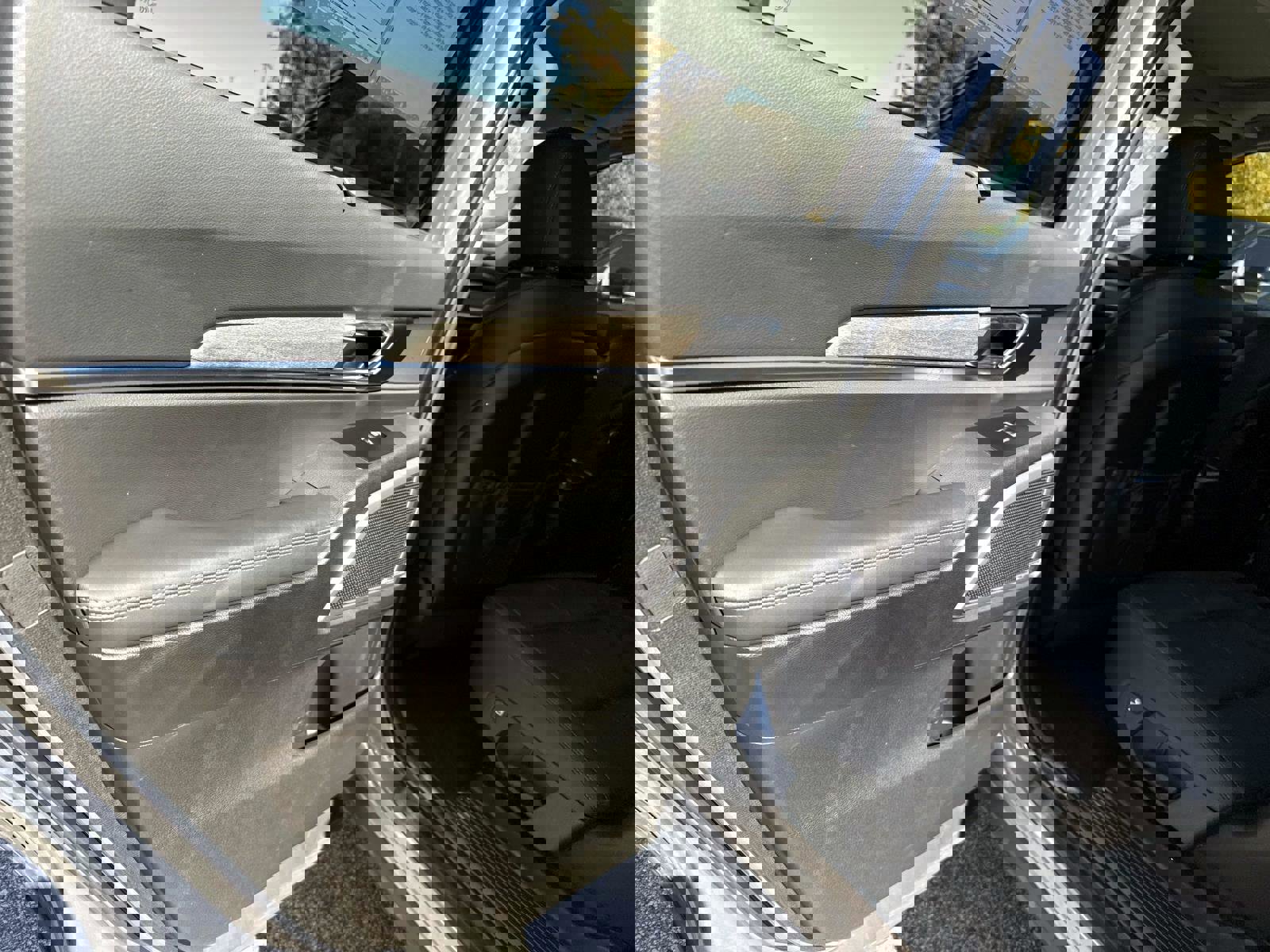 Used 2022 Kia Telluride EX w/ EX Premium Package image 11